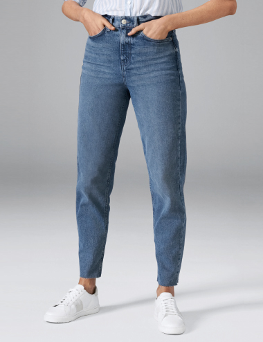 Mom jeans