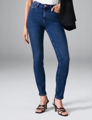 Slim fit