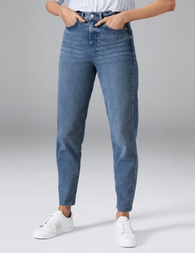 Mom jeans
